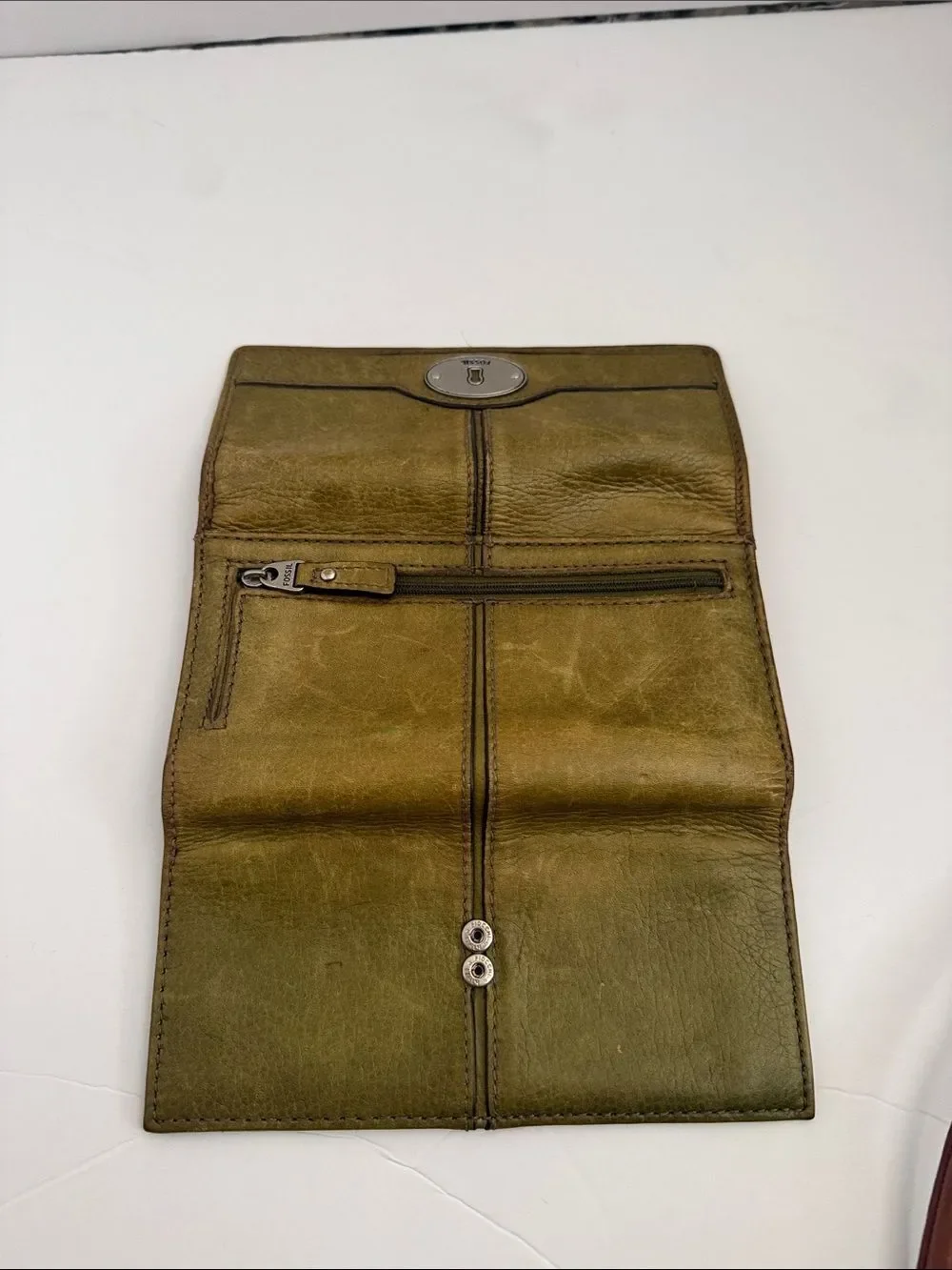 Fossil Olive Green Leather Fold Wallet with Metal Keyhole Plaque